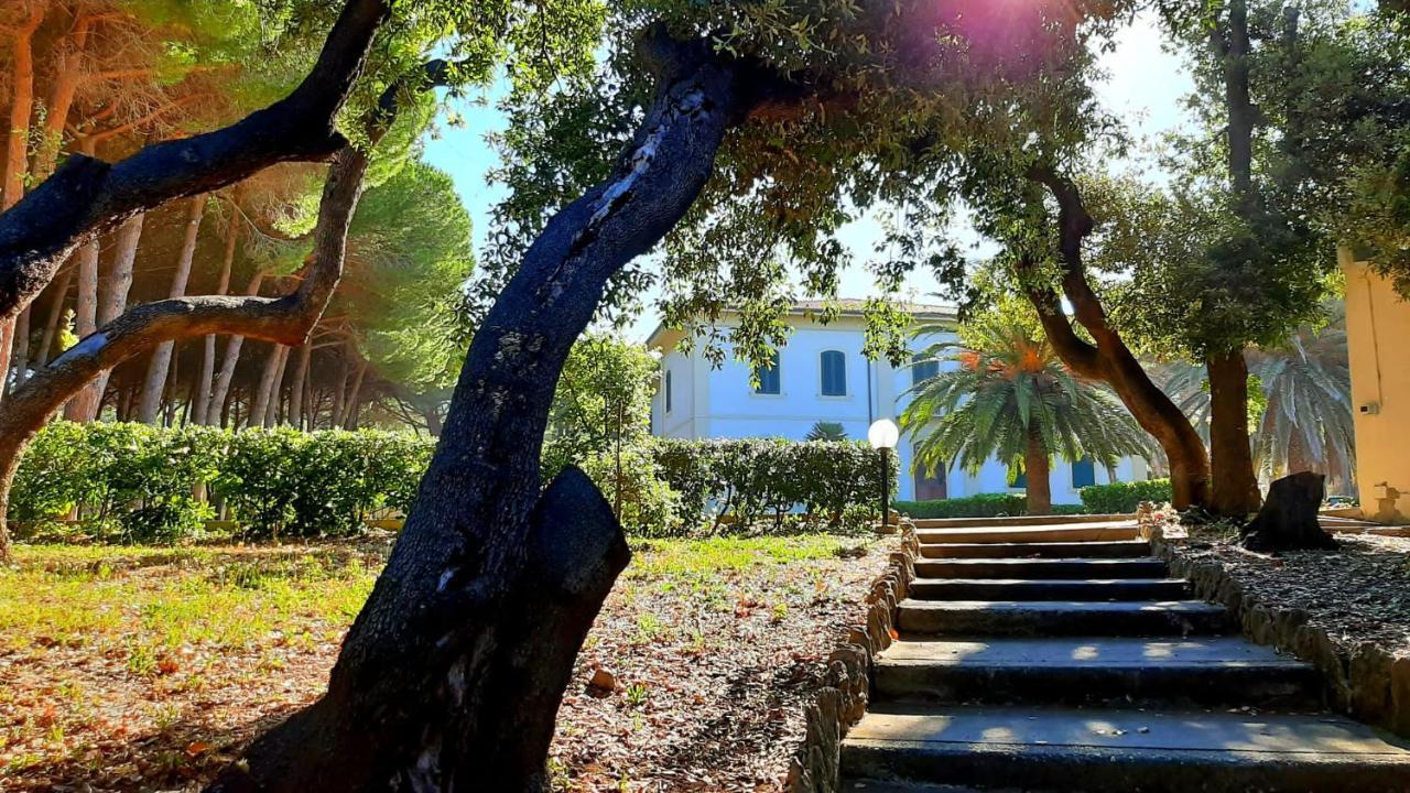San Giuseppe Casa Per Ferie Hotell Quercianella Eksteriør bilde