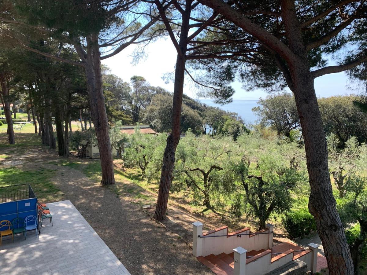 San Giuseppe Casa Per Ferie Hotell Quercianella Eksteriør bilde