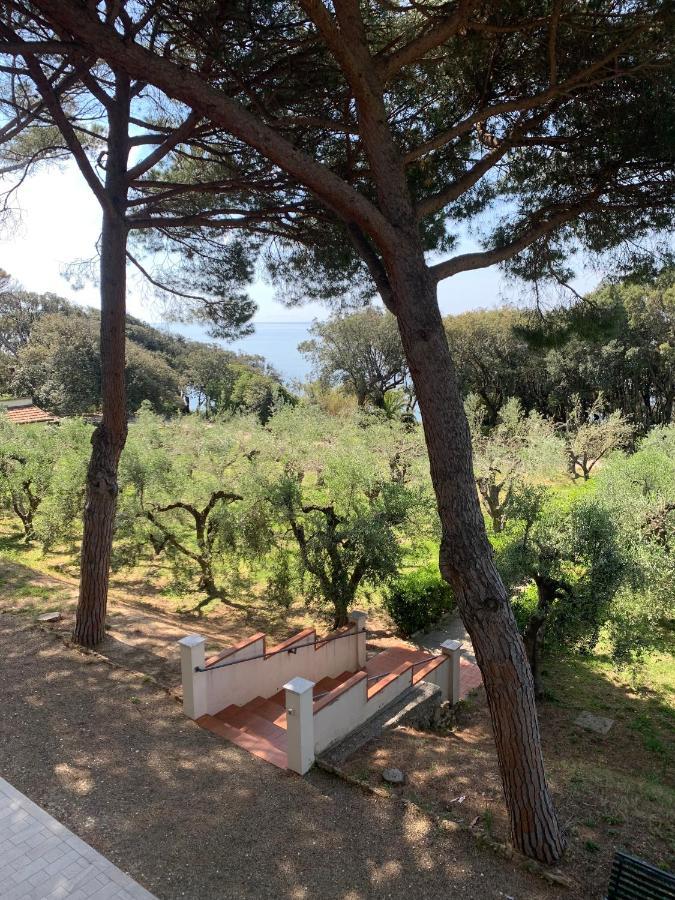 San Giuseppe Casa Per Ferie Hotell Quercianella Eksteriør bilde