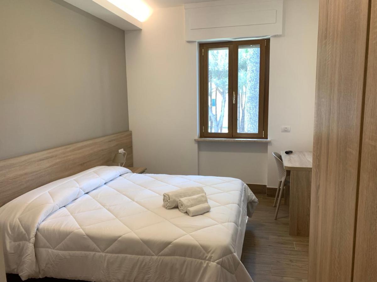 San Giuseppe Casa Per Ferie Hotell Quercianella Eksteriør bilde